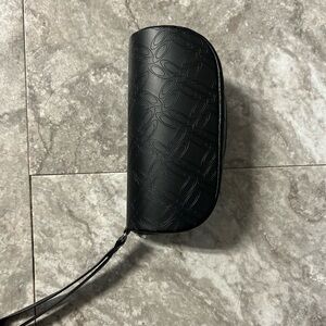 Oakley Black Soft Shell Vinyl Sunglasses Case Wrist Strap